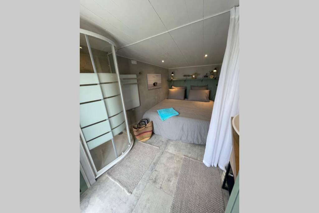 L'Oiseliere ------- Nul Part Ailleurs Villa Loix ภายนอก รูปภาพ