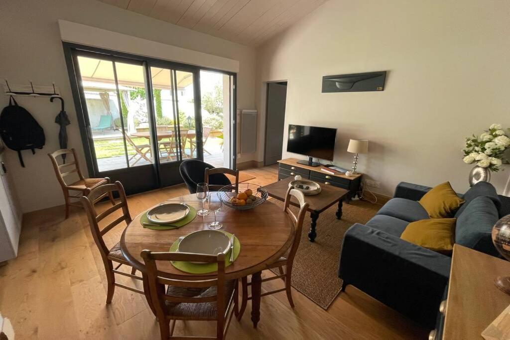 L'Oiseliere ------- Nul Part Ailleurs Villa Loix ภายนอก รูปภาพ